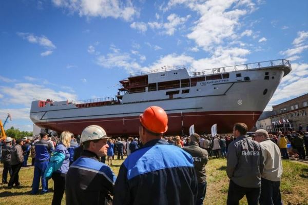 Подносчик снарядов для российского флота. Морской транспорт вооружения проекта 20360М